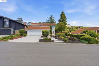 27966 El Portal Dr, Hayward, CA 94542