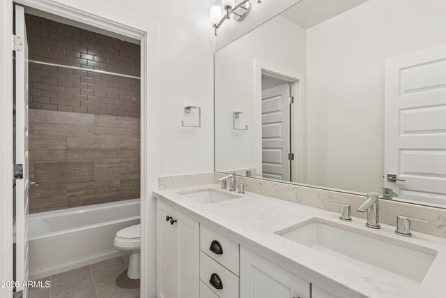 2663 N 54TH Street, Phoenix, AZ 85008