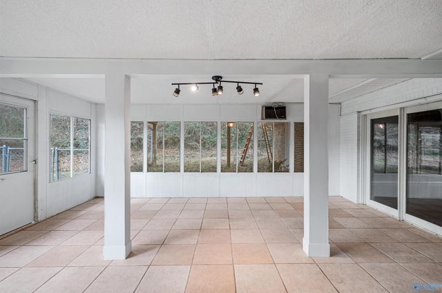 202 Utah Street, Athens, AL 35611