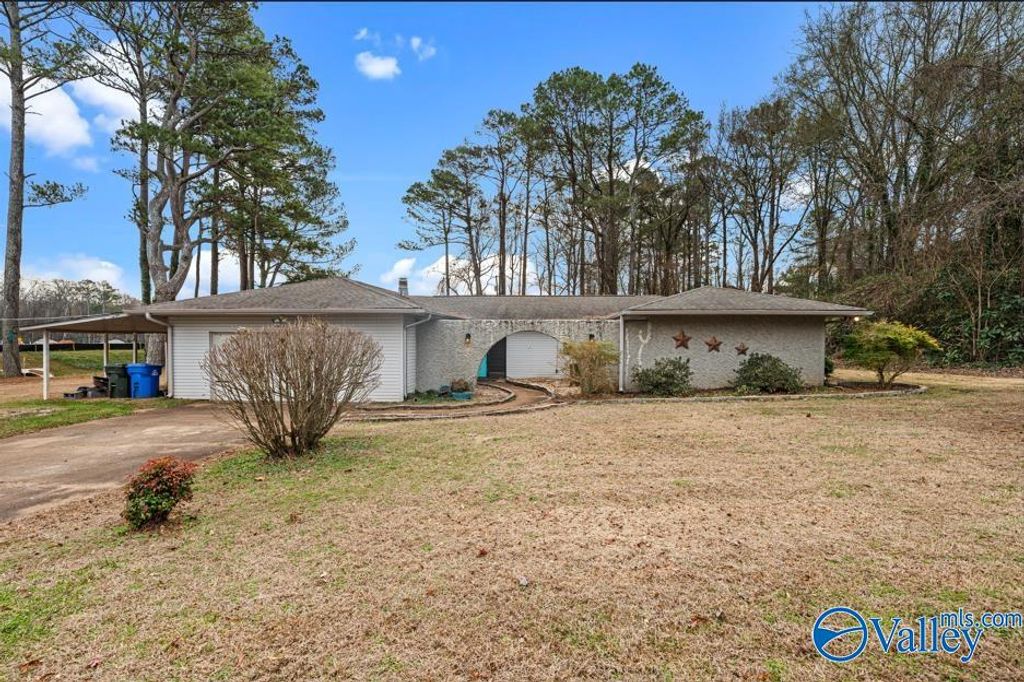 202 Utah Street, Athens, AL 35611