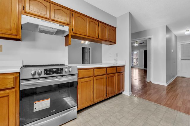 8417 N WIND RIVER CIR, Memphis, TN 38016