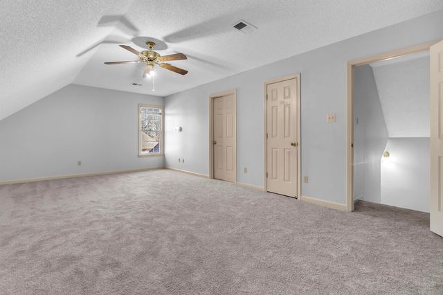 8417 N WIND RIVER CIR, Memphis, TN 38016