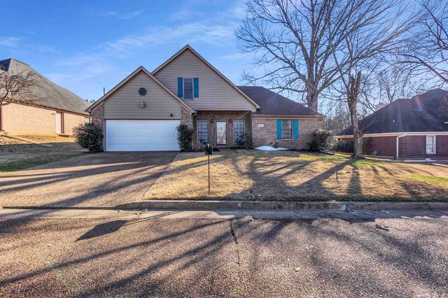 8417 N WIND RIVER CIR, Memphis, TN 38016