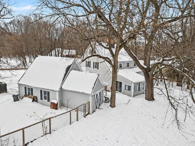 200 Golf View Drive, Plainwell, MI 49080