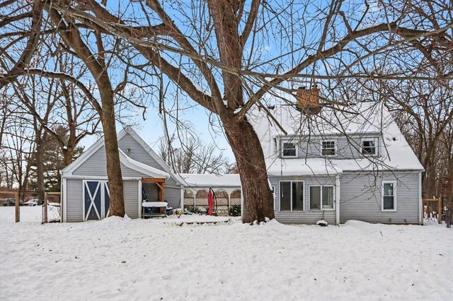 200 Golf View Drive, Plainwell, MI 49080