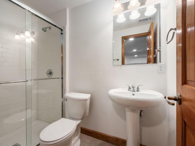 6544 Upper Lake Circle, Westerville, OH 43082