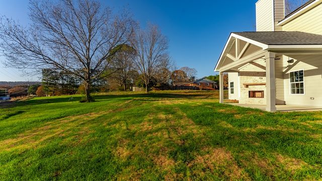 575 Mountain View Road, Hamilton, GA 31811