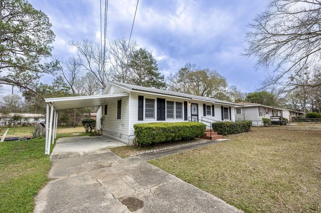 211 Massee Drive, Dothan, AL 36301