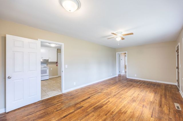 211 Massee Drive, Dothan, AL 36301