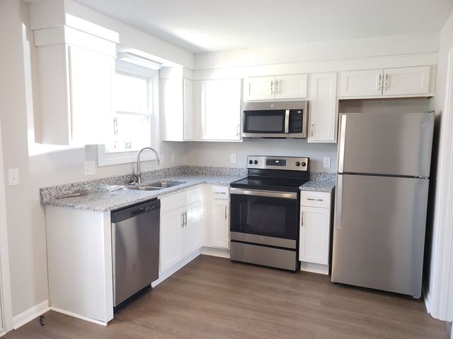 610 Commerce St Unit 15, Clarksville, TN 37040