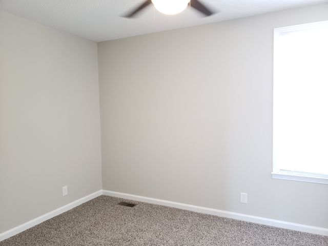 610 Commerce St Unit 15, Clarksville, TN 37040