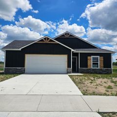 130 S Gatewood St, Valley Center, KS 67147
