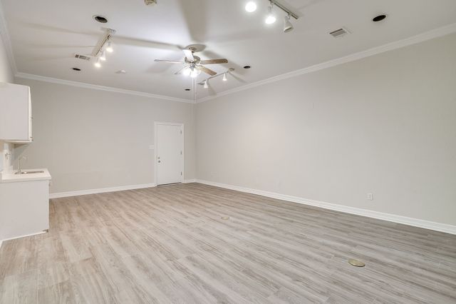 8612 Woodslane Drive, Fort Worth, TX 76179