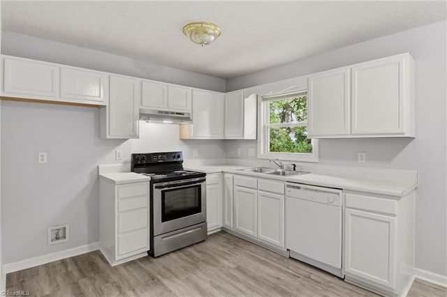 1111 Caldwell Street, Greensboro, NC 27406