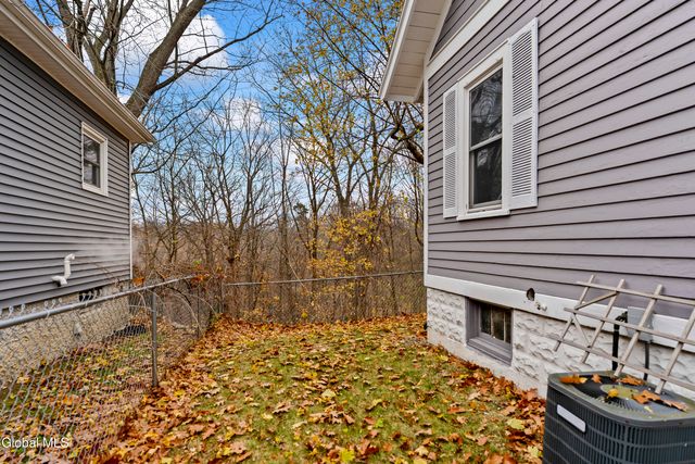 1994 10th Street, Rensselaer, NY 12144