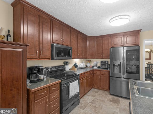 170 Aaron Court, Forsyth, GA 31029