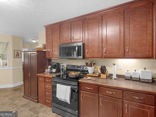 170 Aaron Court, Forsyth, GA 31029