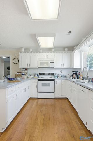 701 Rigel Drive SW, Decatur, AL 35603