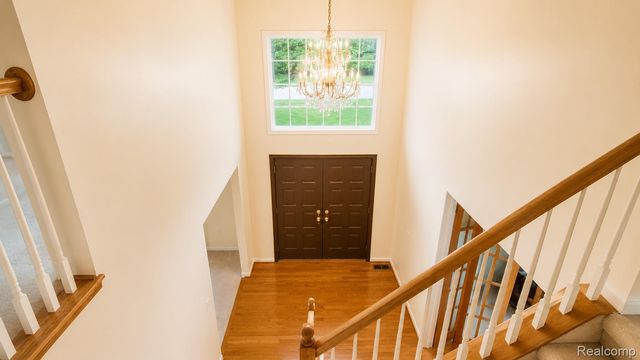 7622 Park Meadow Lane, West Bloomfield Charter Township, MI 48324