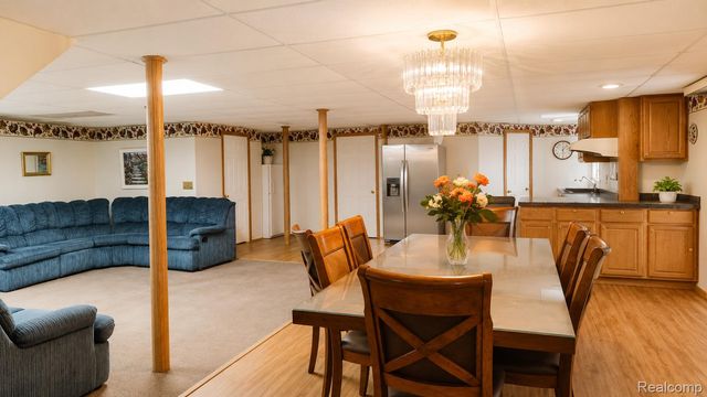 7622 Park Meadow Lane, West Bloomfield Charter Township, MI 48324