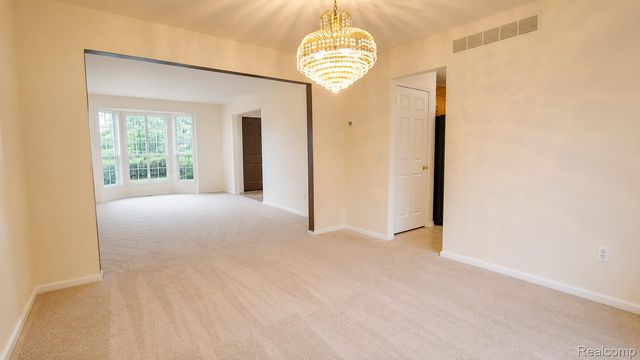 7622 Park Meadow Lane, West Bloomfield Charter Township, MI 48324
