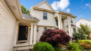 7622 Park Meadow Lane, West Bloomfield Charter Township, MI 48324
