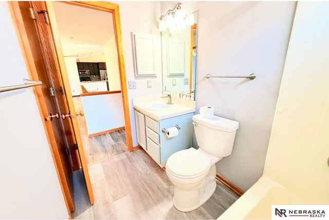 5016 NW 10th Street, Lincoln, NE 68521