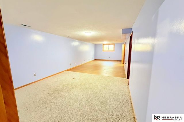 5016 NW 10th Street, Lincoln, NE 68521