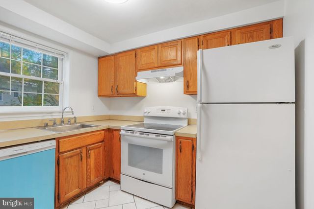 13221 BLACK WALNUT CT, Silver Spring, MD 20906