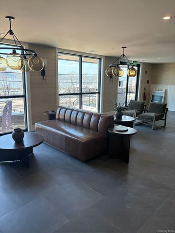 25 S Riverside 306, Croton-on-hudson, NY 10520