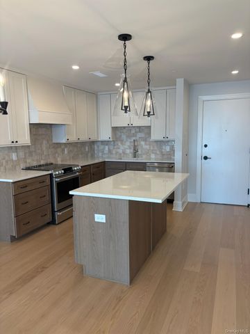 25 S Riverside 306, Croton-on-hudson, NY 10520