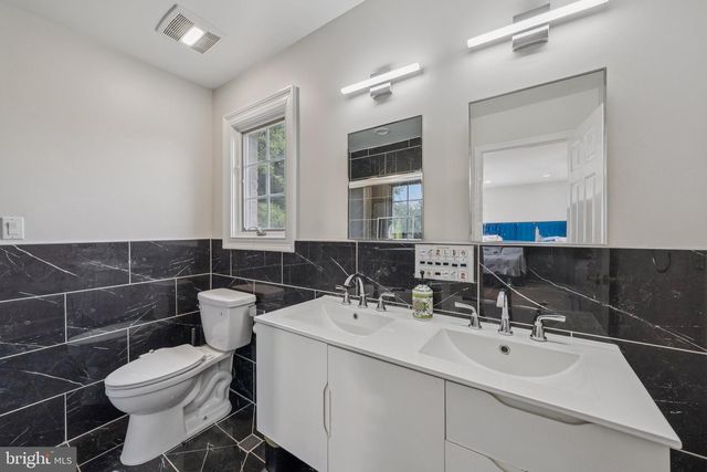 606 BROCKMAN CT, Great Falls, VA 22066