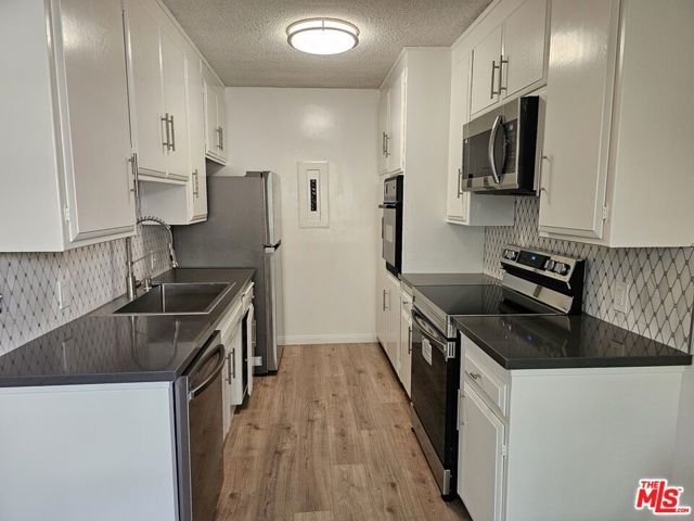 1830 Greenfield Avenue, Los Angeles, CA 90025