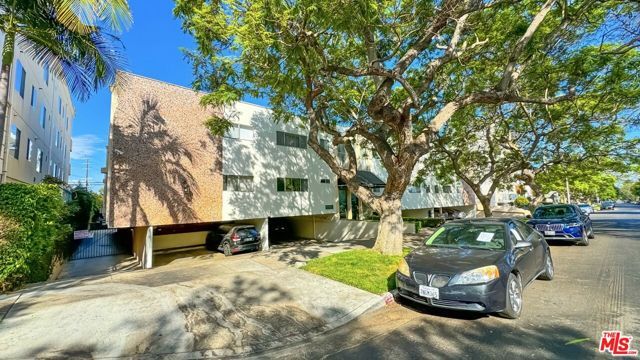 1830 Greenfield Avenue, Los Angeles, CA 90025