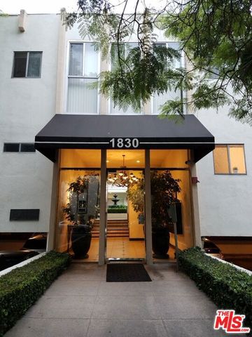 1830 Greenfield Avenue, Los Angeles, CA 90025