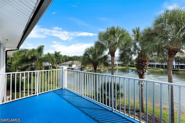 2110 Cay Lagoon DR 122, Naples, FL 34109