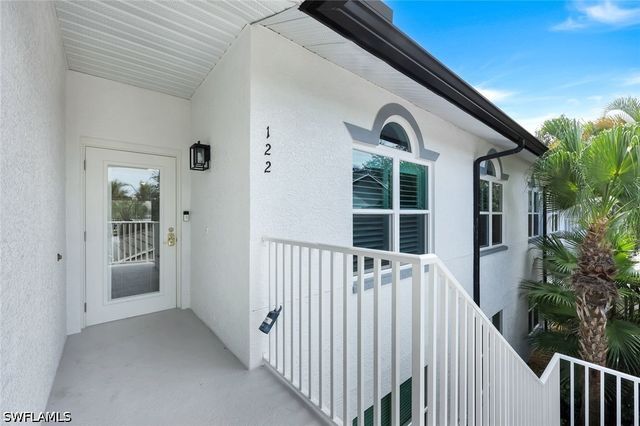 2110 Cay Lagoon DR 122, Naples, FL 34109