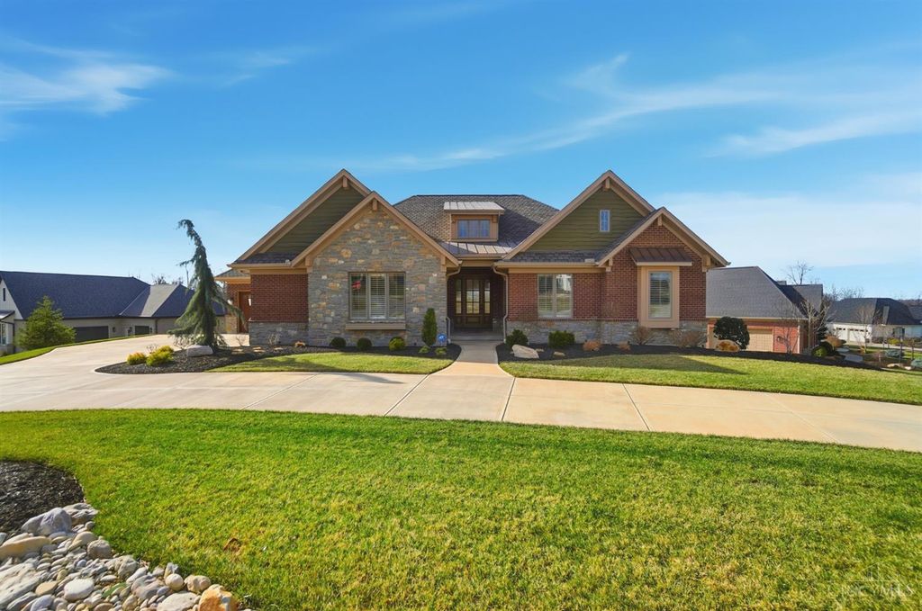 8235 Charlies Way, Miami Twp, OH 45002