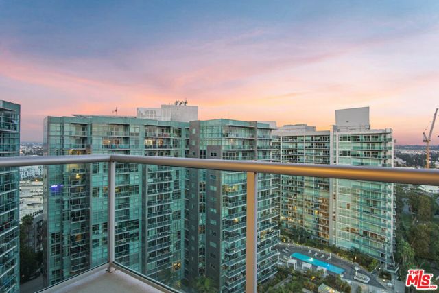 13700 Marina Pointe Drive 1801, Marina Del Rey, CA 90292