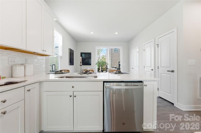 3730 Ellington Street, Charlotte, NC 28211