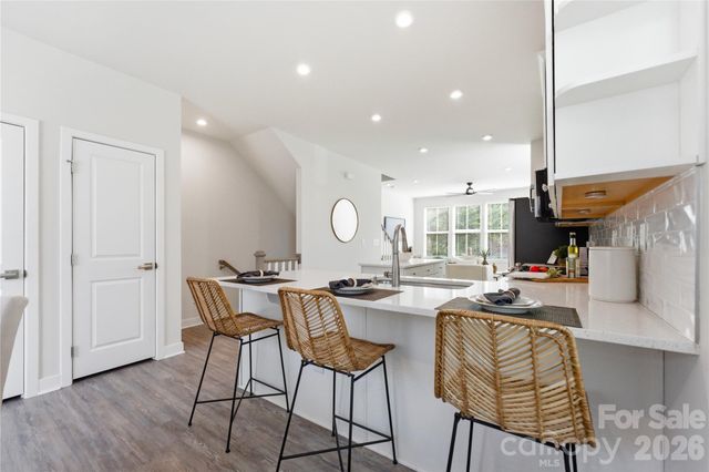 3730 Ellington Street, Charlotte, NC 28211