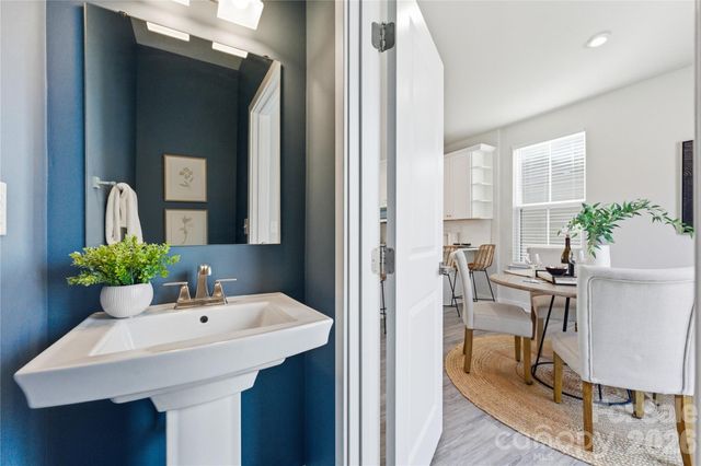 3730 Ellington Street, Charlotte, NC 28211