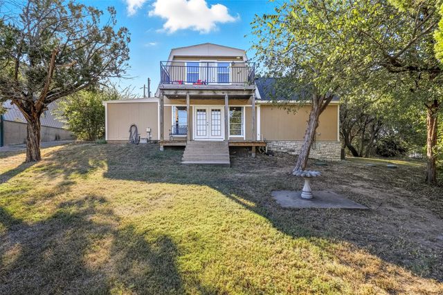 1106 Scenic Drive, Granbury, TX 76048