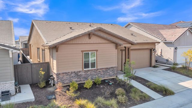 4993 Gold Rush Dr, Folsom, CA 95630