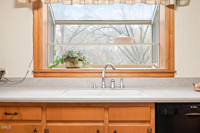 3105 Maple Avenue, Burlington, NC 27215