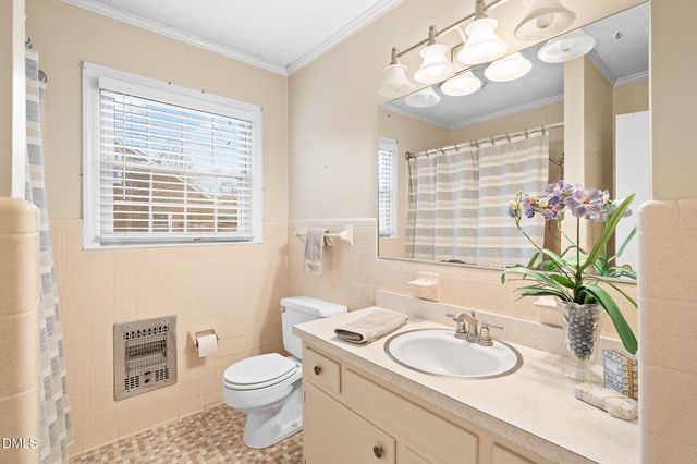 3105 Maple Avenue, Burlington, NC 27215