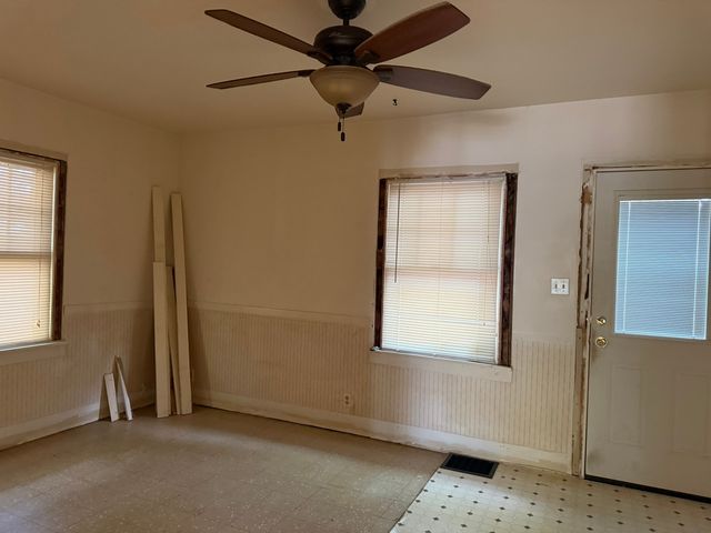 612 Ellis Avenue, Rockford, IL 61103