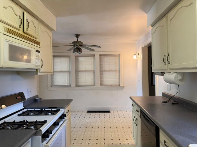 612 Ellis Avenue, Rockford, IL 61103