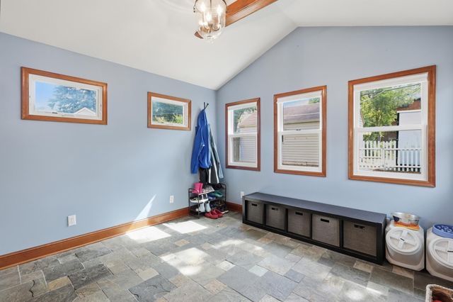 1102 Delaware Avenue, West Saint Paul, MN 55118