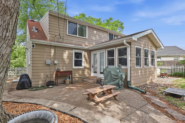 1102 Delaware Avenue, West Saint Paul, MN 55118